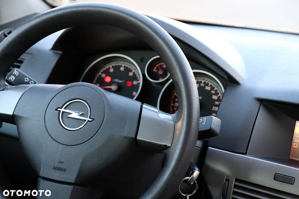 Opel Astra - 28