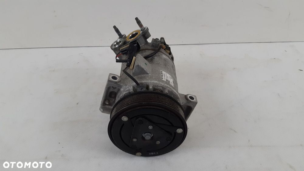VOLVO V60 II 2.0 D4 SPRĘŻARKA KLIMATYZACJI P31449067 - 1