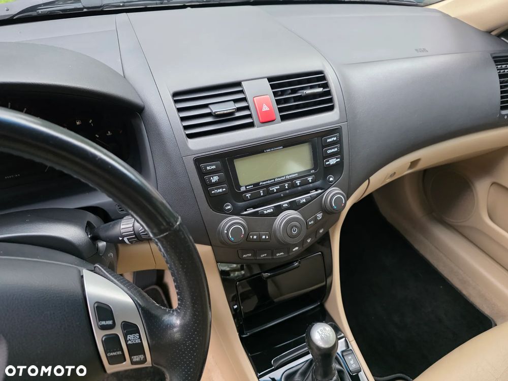 Honda Accord 2.4 i Executive - 28