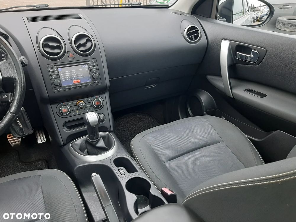 Nissan Qashqai 1.6 Tekna - 27