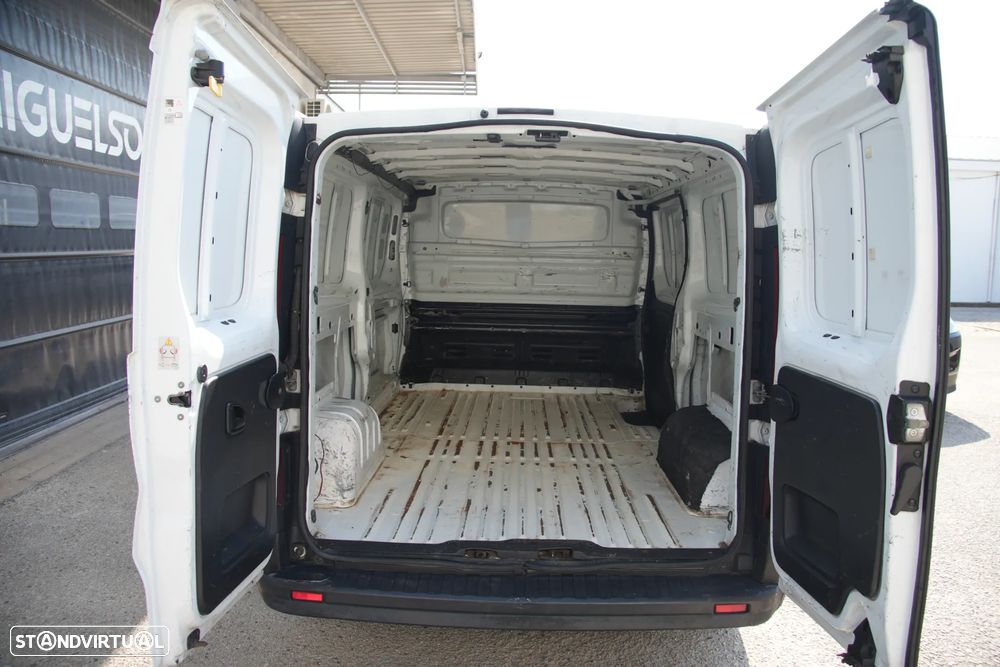 Renault Trafic Maxi Longa 1.6DCI 125cv - 6