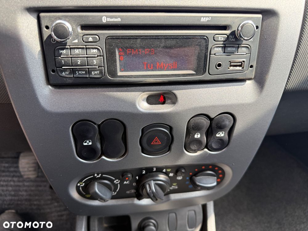 Dacia Duster 1.6 16V 4x2 Ambiance - 15