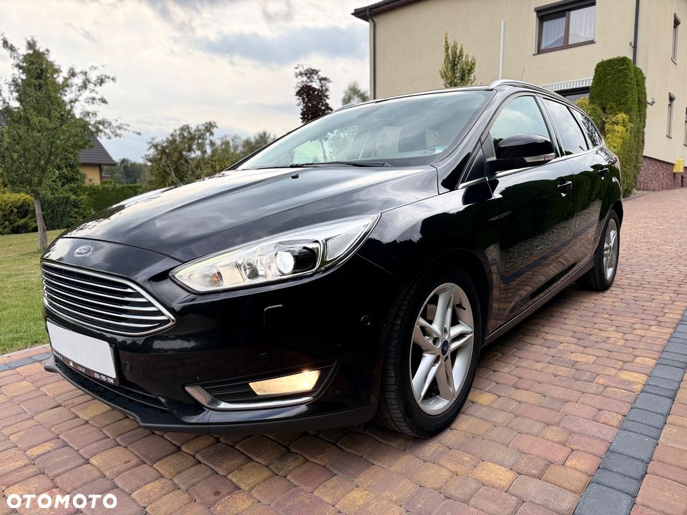 Ford Focus 1.5 EcoBoost STart-Stopp-System TITANIUM - 36