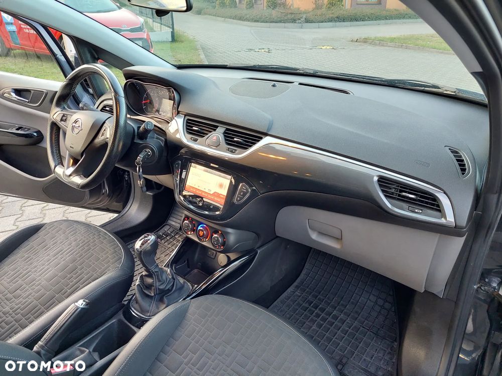 Opel Corsa 1.4 T Cosmo S&S - 26