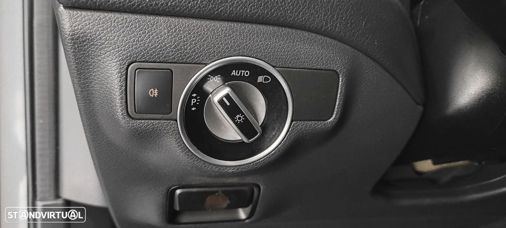 Mercedes-Benz GLA 200 CDI Urban Aut. - 28