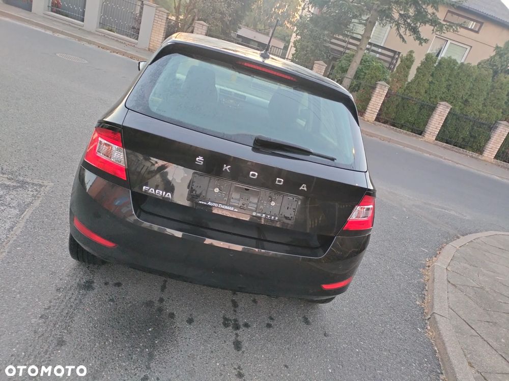 Skoda Fabia 1.0 MPI Ambition - 6