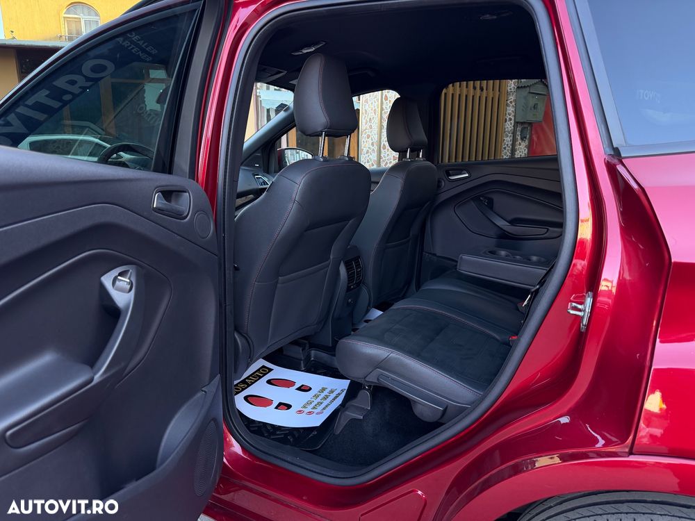 Ford Kuga 2.0 TDCi 4x4 Aut. ST-Line - 9