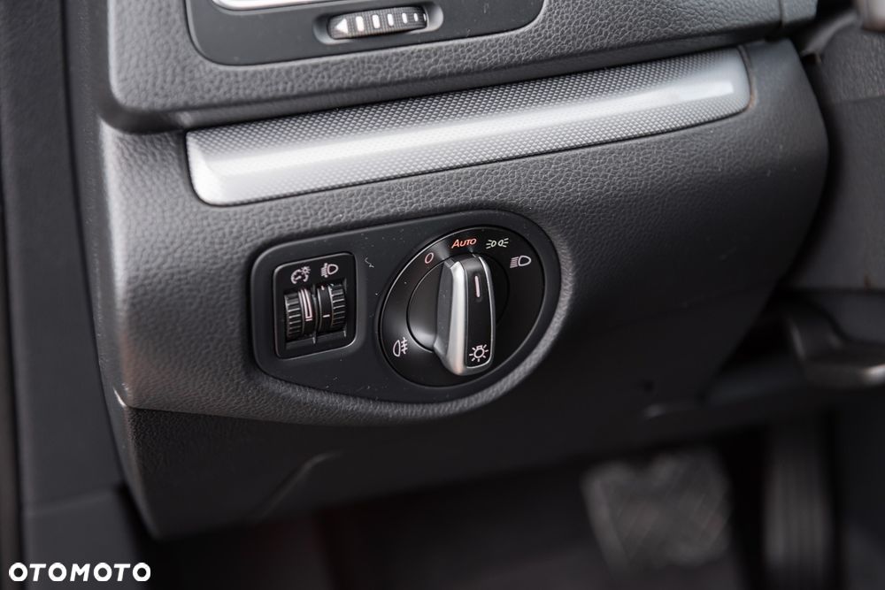 Volkswagen Sharan - 18