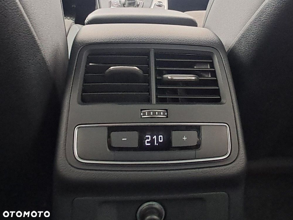 Audi A4 Limousine 40 TFSI mHEV Advanced S tronic - 23