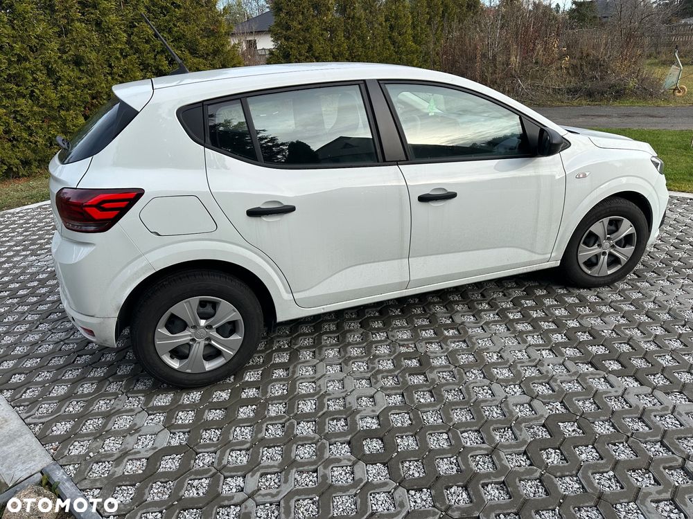 Dacia Sandero - 4