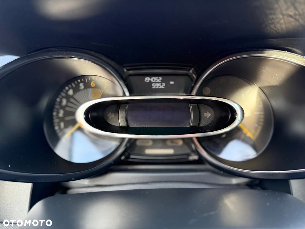 Renault Clio - 18