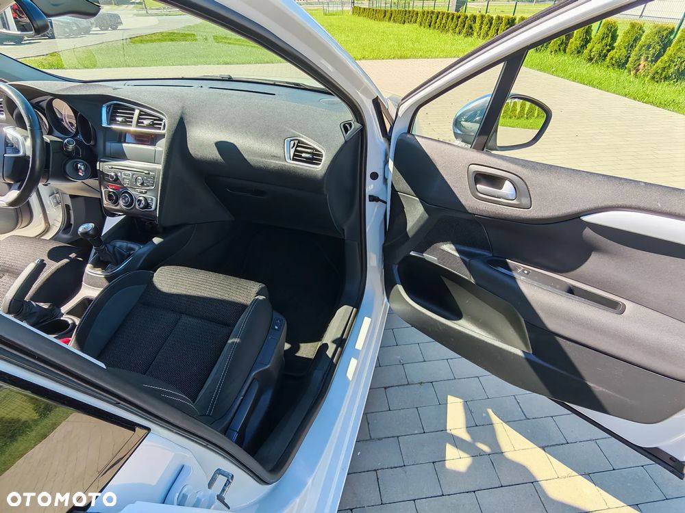 Citroën C4 HDi 90 Business Class - 25