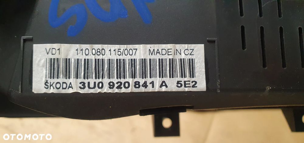 Licznik zegary oryginał Skoda Superb I 1.9 TDI 3U0920841A - 7