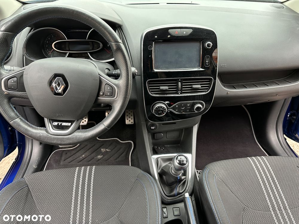 Renault Clio - 13