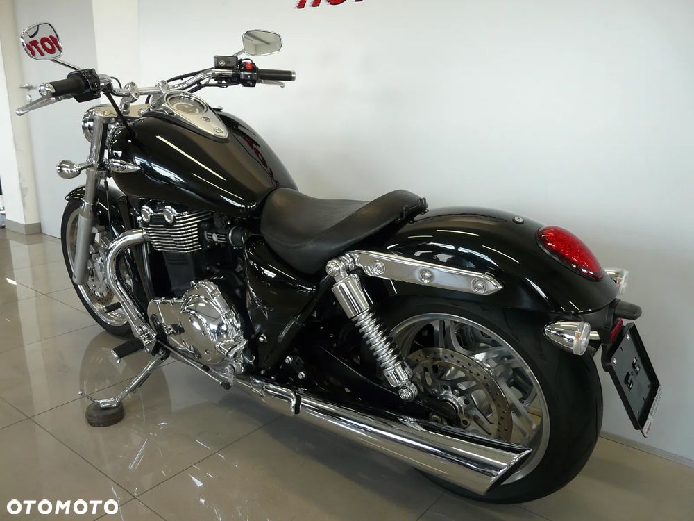 Triumph Thunderbird - 4