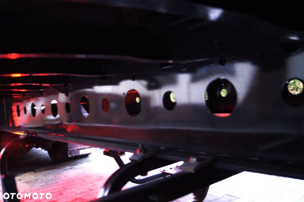 Wielton STANDARD OŚ PODNOSZONA SAF I DACH BARDZO ŁADNA - 18