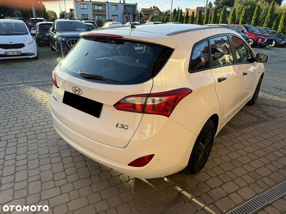 Hyundai i30 1.4 Classic + - 7