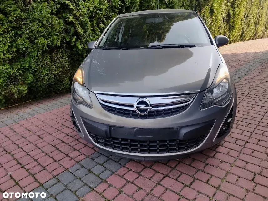 Opel Corsa 1.2 16V Cosmo - 4