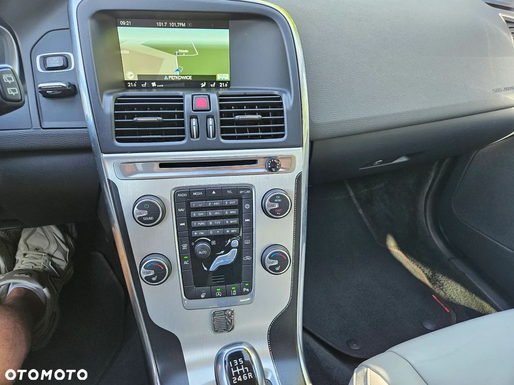 Volvo XC 60 D3 Ocean Race - 19