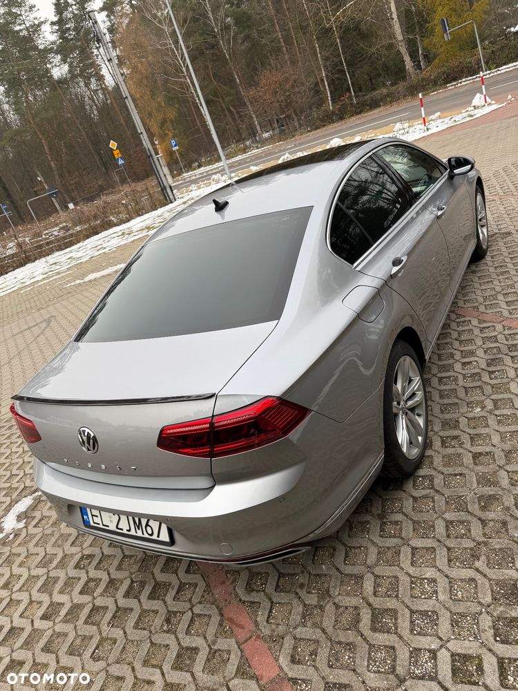 Volkswagen Passat 2.0 TSI Business DSG - 6