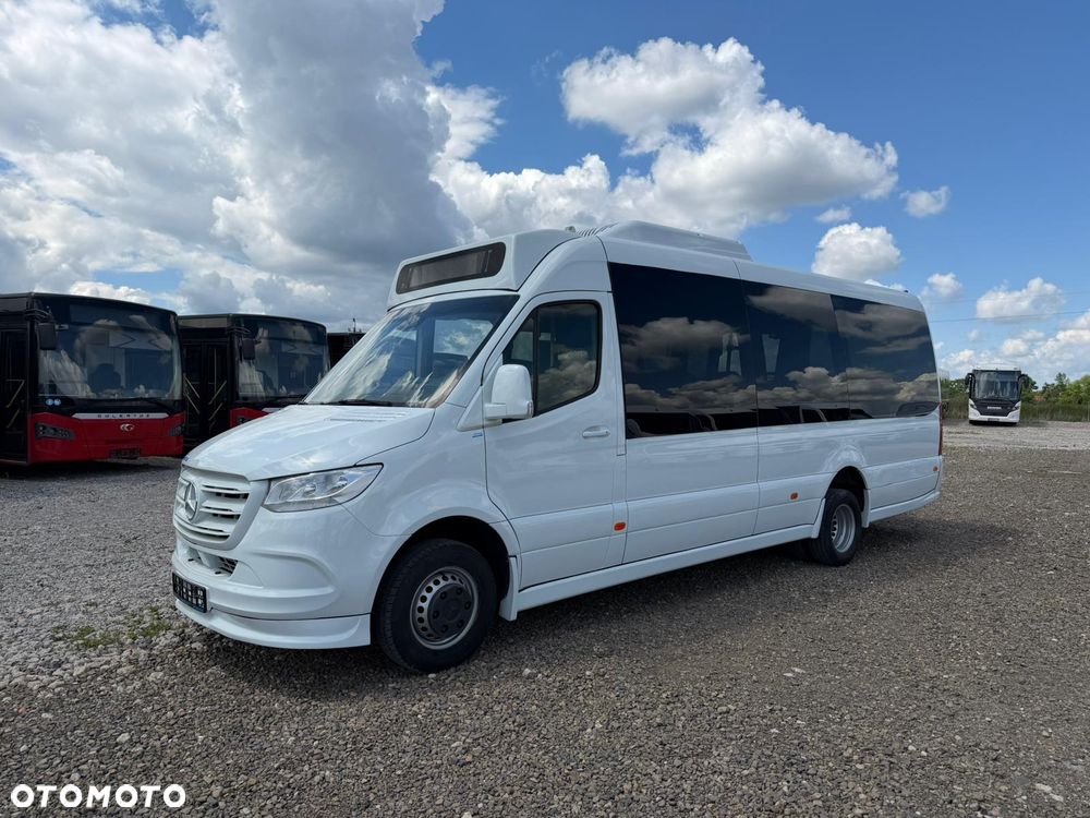Mercedes-Benz Sprinter 519 - 14