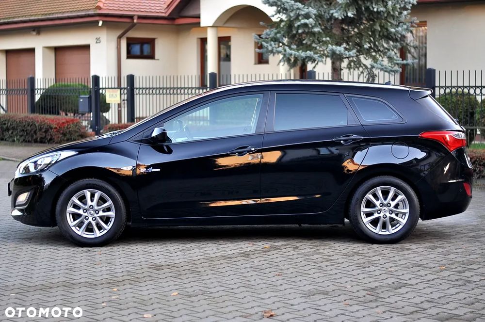 Hyundai i30 1.6 GDI BlueDrive Premium - 14