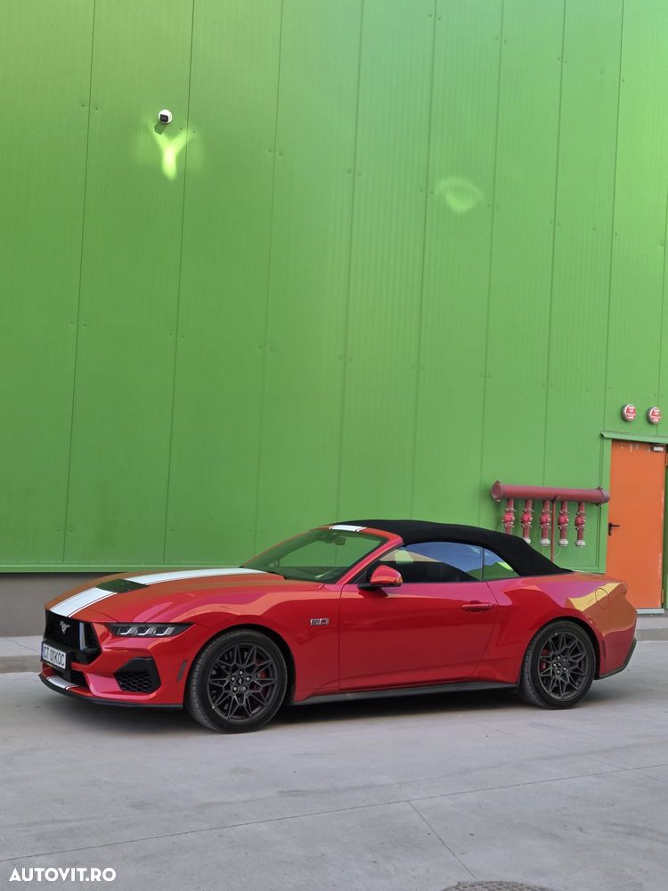 Ford Mustang - 3