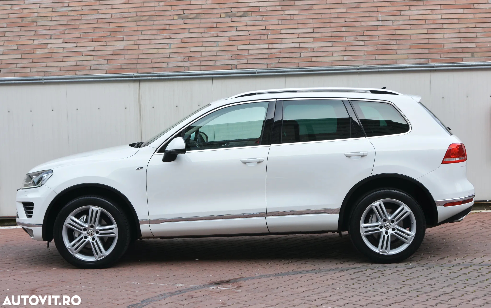 Volkswagen Touareg - 8