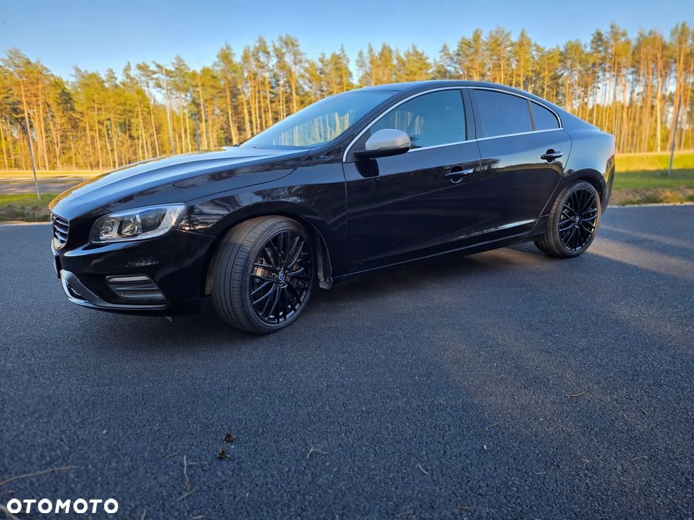 Volvo S60 T6 AWD Geartronic RDesign - 30