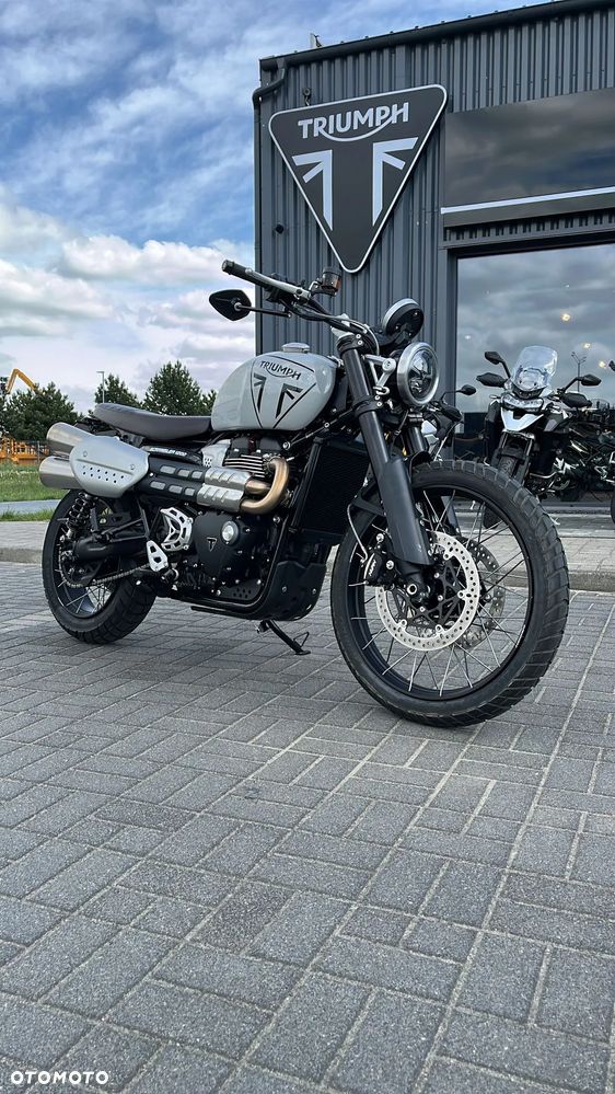 Triumph Scrambler - 3