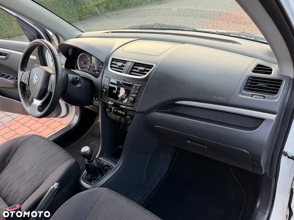 Suzuki Swift - 22