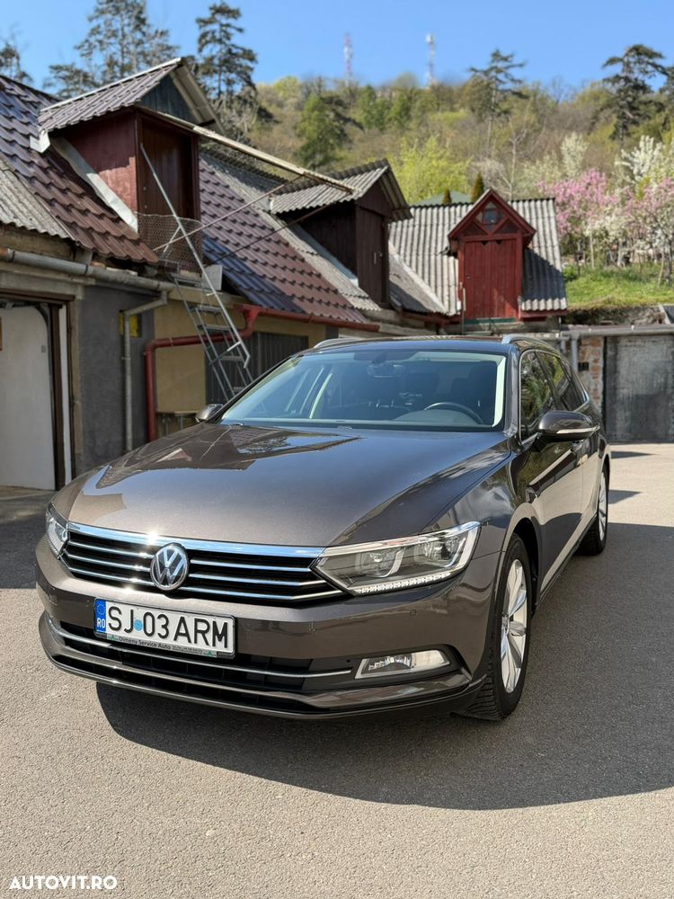 Volkswagen Passat 1.6 TDI SCR DSG - 1