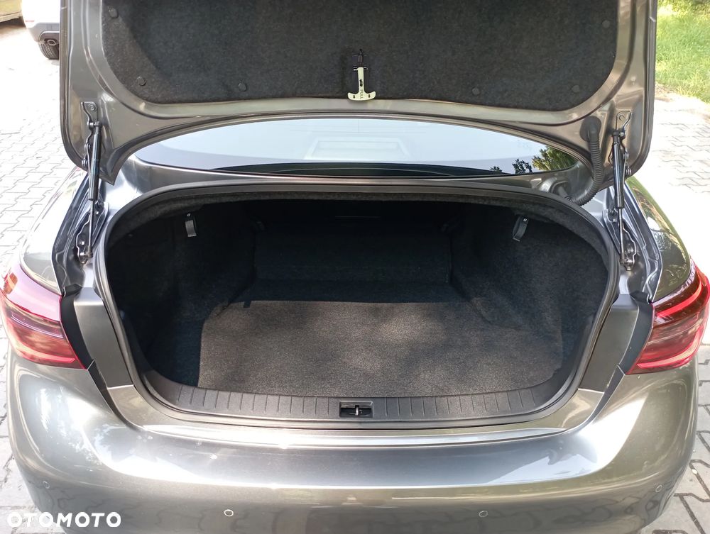 Infiniti Q50 2.0t Premium Sound Studio by Bose - 33