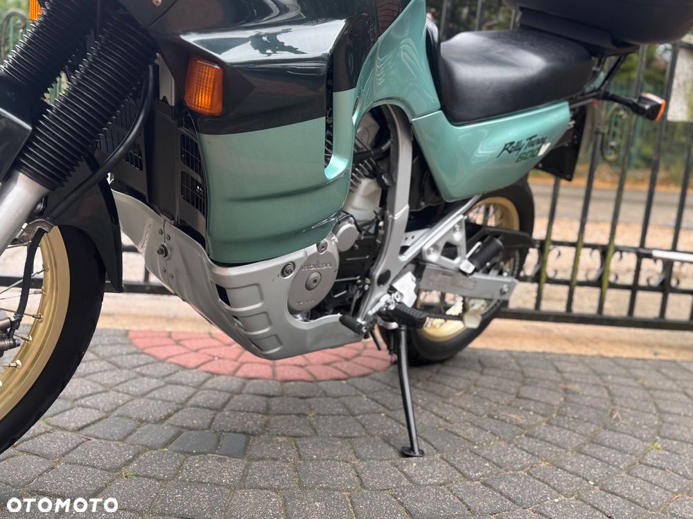 Honda XL - 17