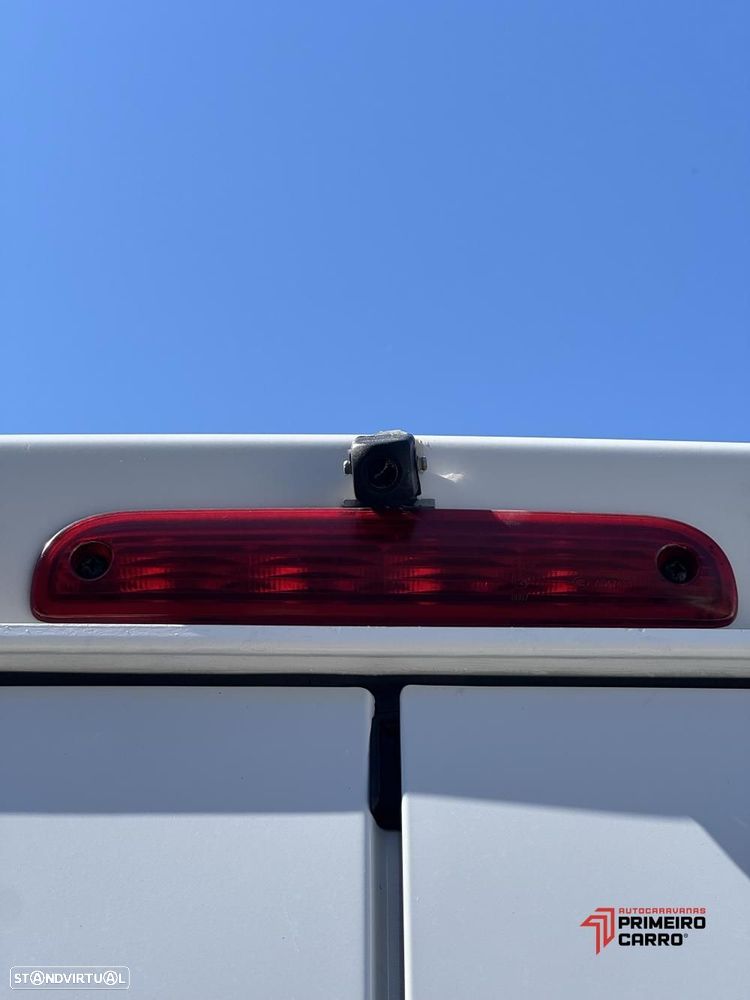 Adria Twin 600 SP cama transversal - 38