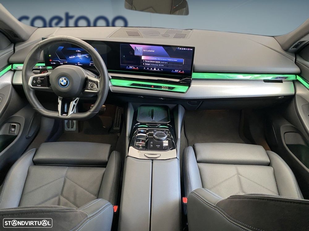 BMW i5 eDrive40 Pack Desportivo M - 4