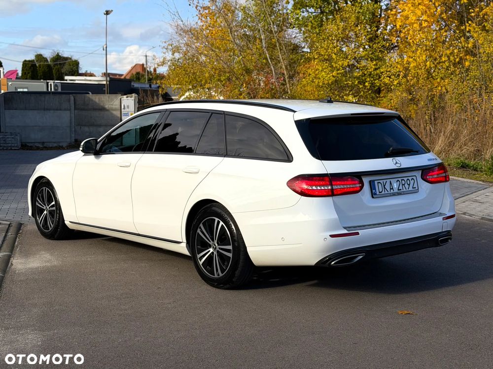 Mercedes-Benz Klasa E 200 d 9G-TRONIC - 9