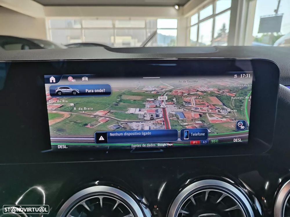 Mercedes-Benz GLA 200 d AMG Line - 38