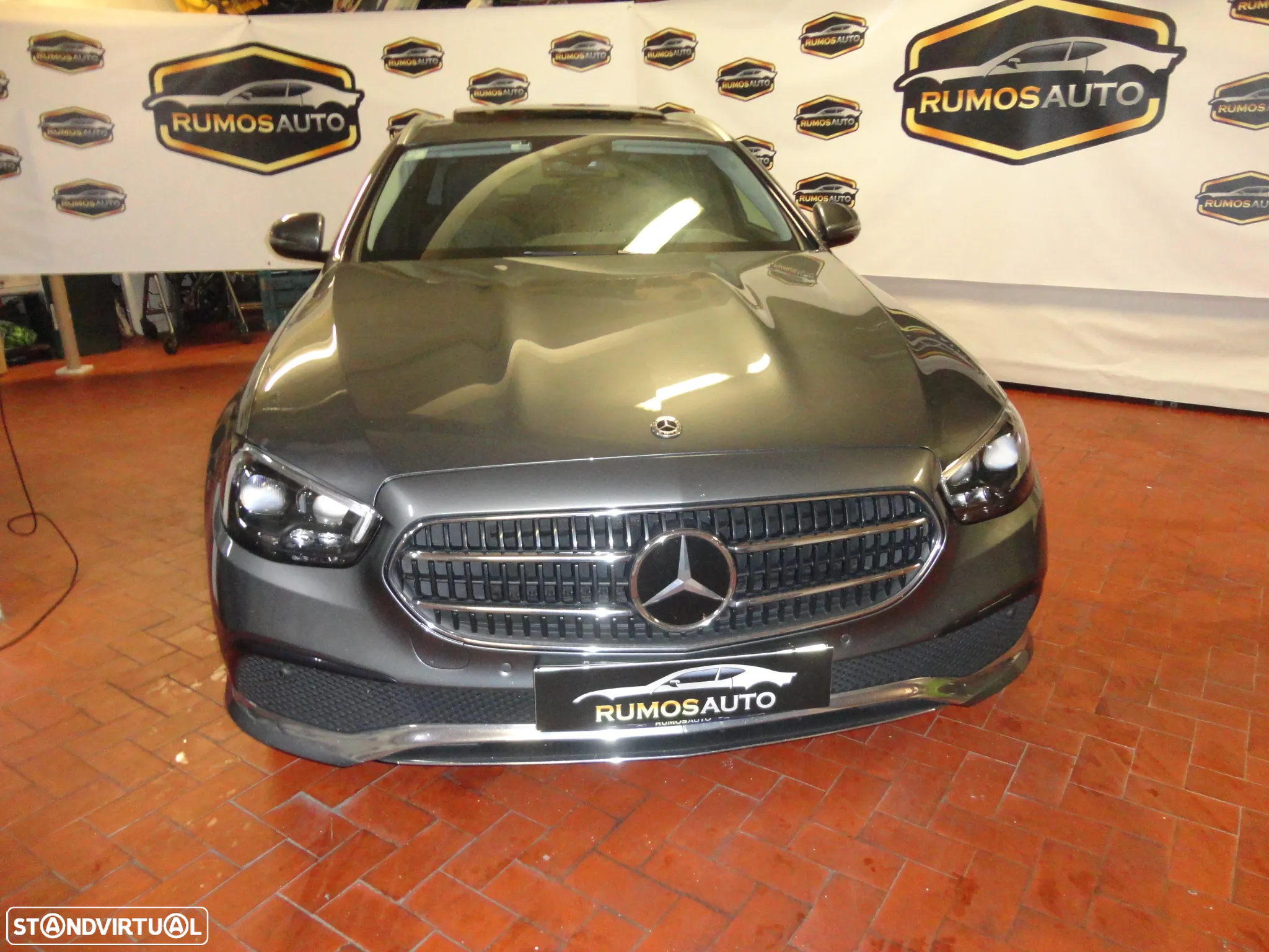Mercedes-Benz E 300 de Avantgarde - 4