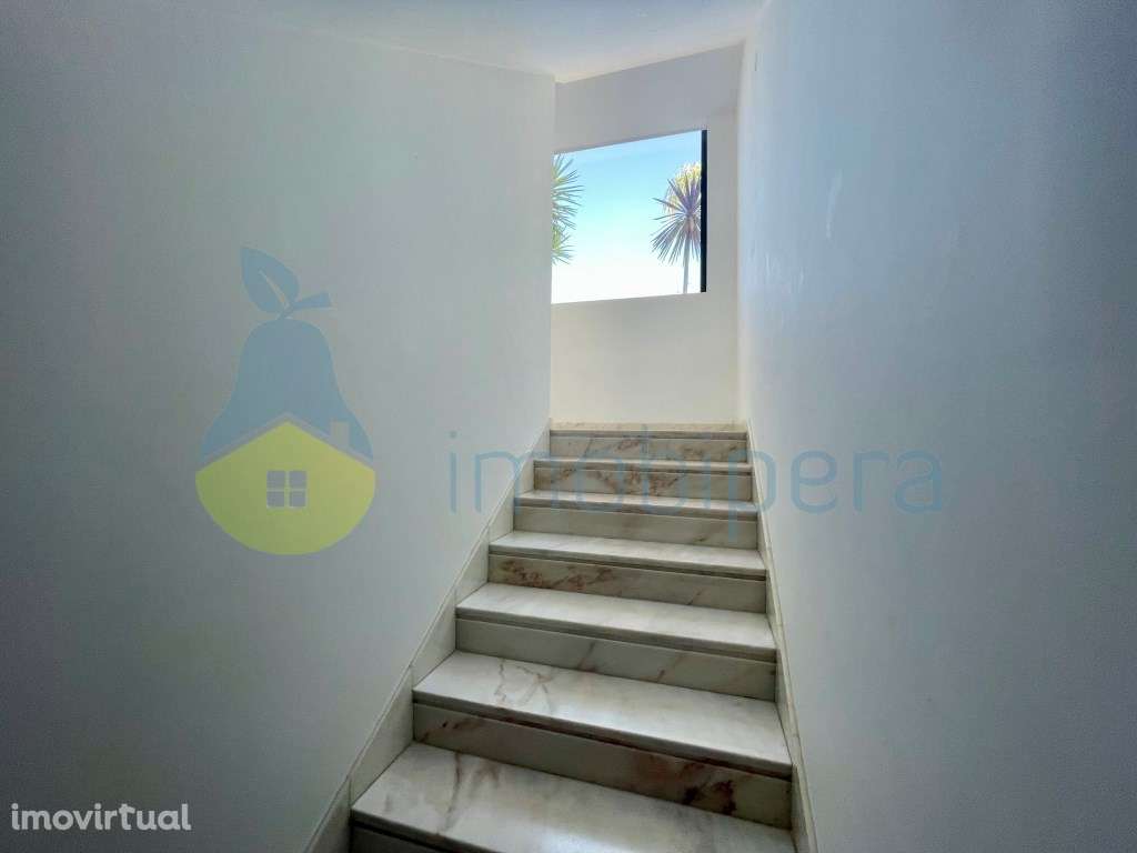 Moradia T4 frente mar - Grande imagem: 5/36