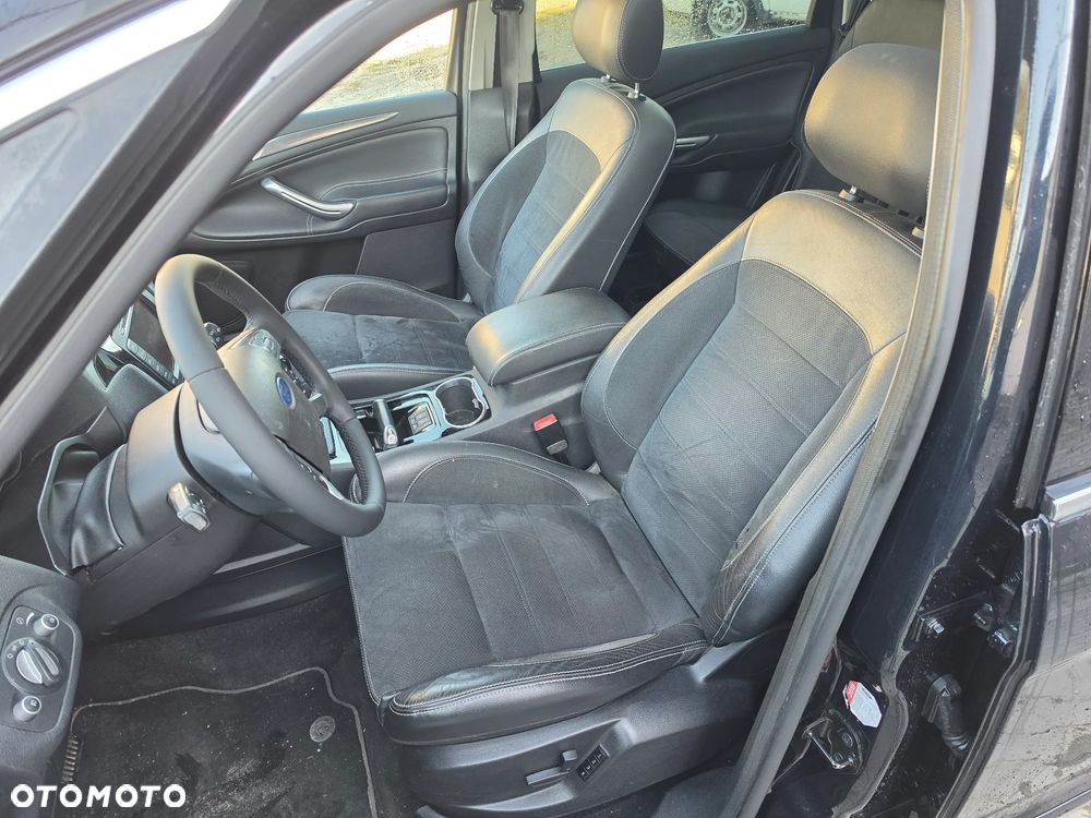 Ford S-Max - 9