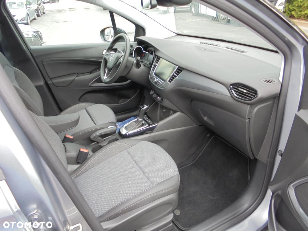Opel Crossland X - 15