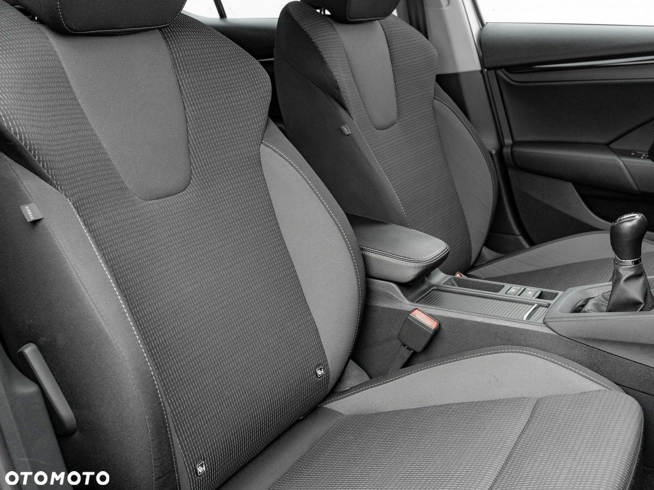 Skoda Octavia 1.5 TSI ACT Ambition - 36