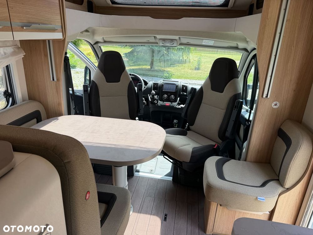 KNAUS R21 - 11