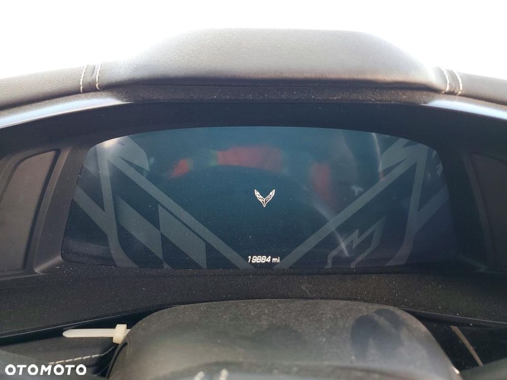 Chevrolet Corvette - 10