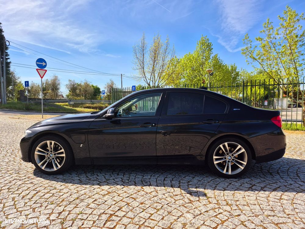 BMW 330 e iPerformance Line Sport Shadow - 2