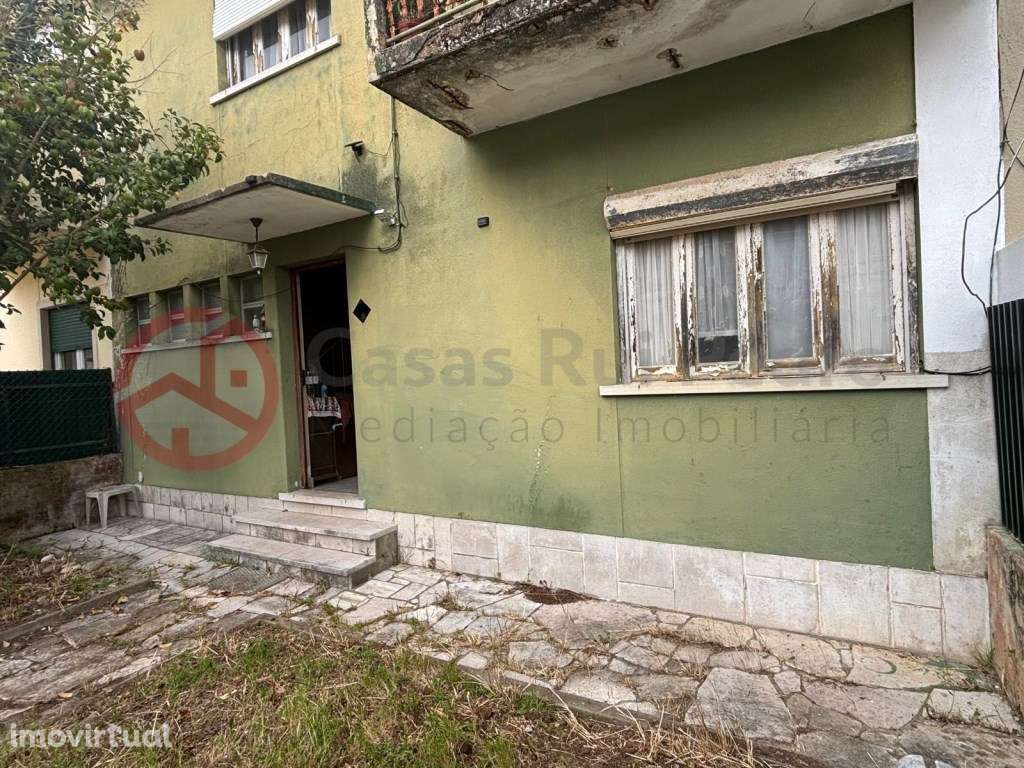 Moradia T5 para remodelação total em Algueirão, Sintra - Grande imagem: 4/23