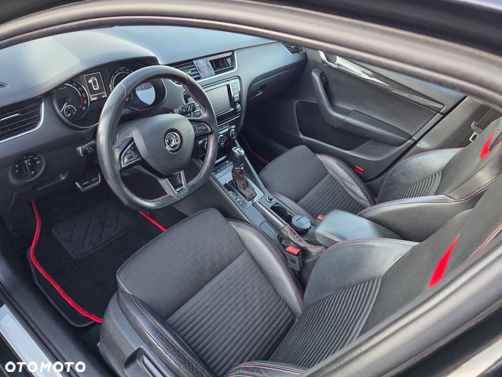 Skoda Octavia 2.0 TDI RS DSG - 9