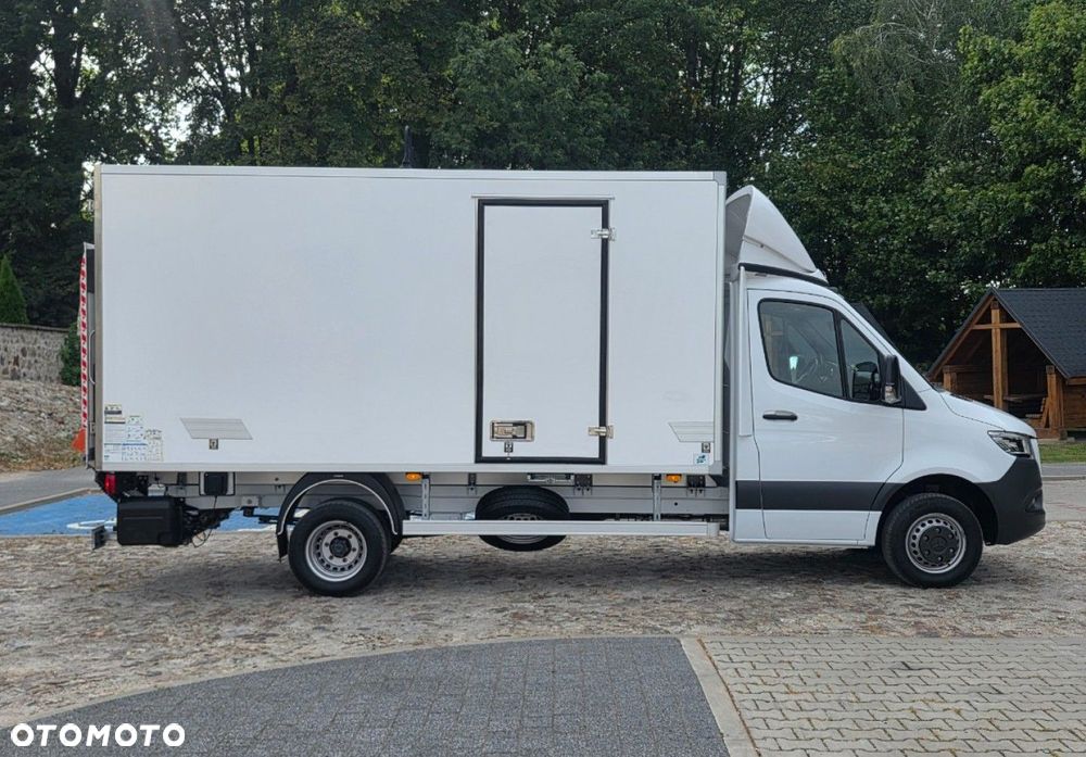 Mercedes-Benz Sprinter 519 - 4