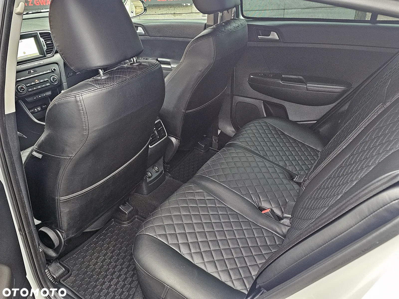 Kia Sportage 1.6 GDI 2WD DREAM-TEAM EDITION - 15